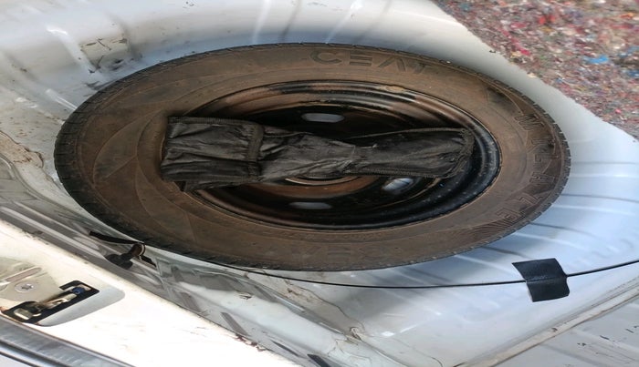 2016 Renault Kwid RXT 0.8, Petrol, Manual, 39,248 km, tyre