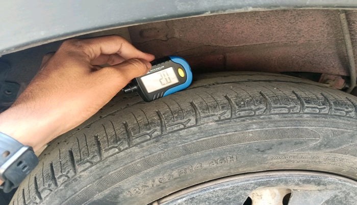 2018 Mahindra KUV 100 NXT K2 P 6 STR, Petrol, Manual, 47,045 km, tyre