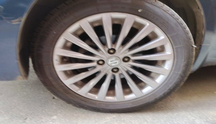 2017 Maruti Ciaz ALPHA  AT 1.4  PETROL, Petrol, Automatic, 35,643 km, tyre