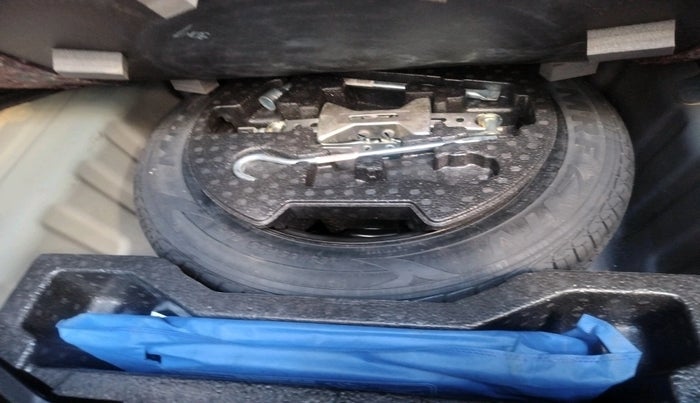 2017 Maruti Ciaz ALPHA  AT 1.4  PETROL, Petrol, Automatic, 35,643 km, tyre