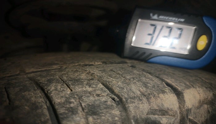 2013 Ford Figo TITANIUM 1.4 DIESEL, Diesel, Manual, 1,28,115 km, tyre