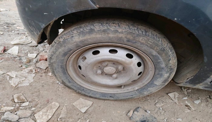 2012 Tata Indica Vista LS QUADRAJET, Diesel, Manual, 1,06,229 km, tyre