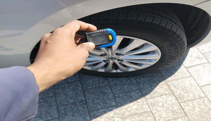 2022 Maruti Ciaz ZETA AT 1.5  SHVS PETROL, Petrol, Automatic, 20,506 km, tyre