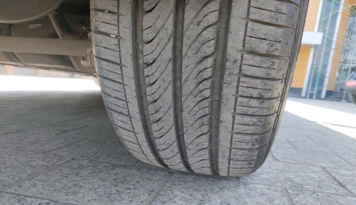 2022 Maruti Ciaz ZETA AT 1.5  SHVS PETROL, Petrol, Automatic, 20,506 km, tyre