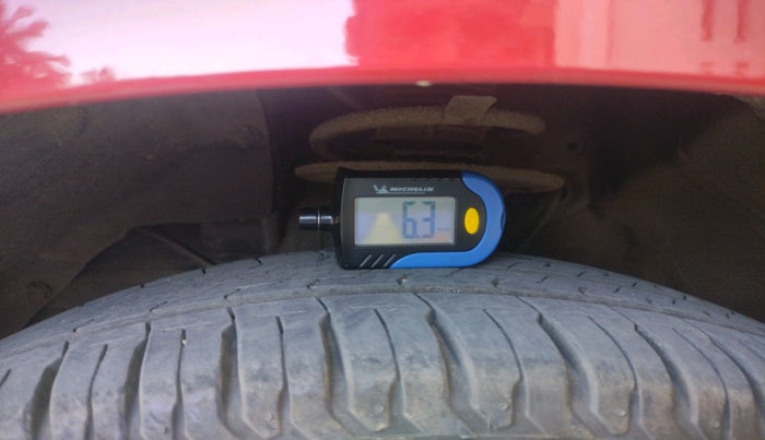 2025 Maruti Swift ZXi Plus Dual Tone AMT, Petrol, Automatic, 5,424 km, tyre