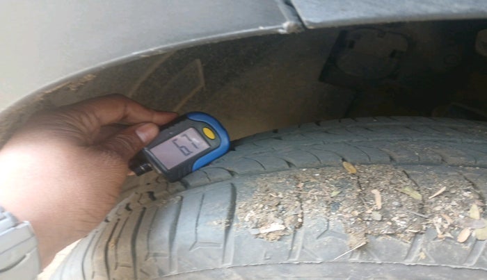 2021 Hyundai VENUE S+ 1.2, Petrol, Manual, 67,666 km, tyre