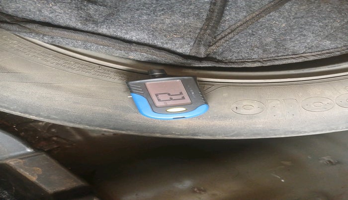 2021 Hyundai VENUE S+ 1.2, Petrol, Manual, 67,666 km, tyre