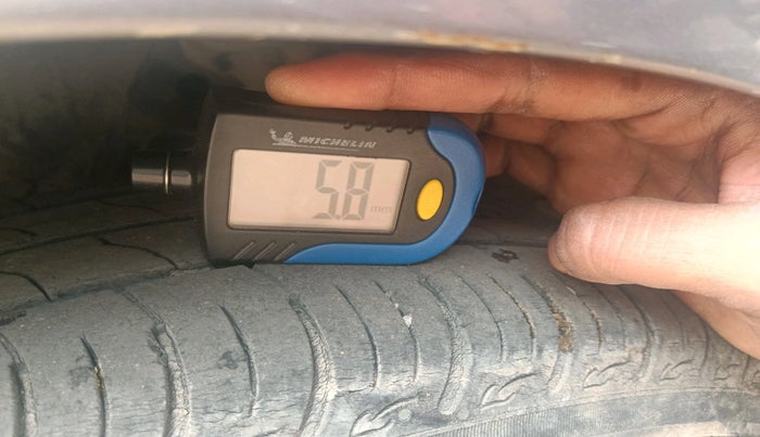 2014 Maruti Celerio VXI, Petrol, Manual, 99,761 km, tyre