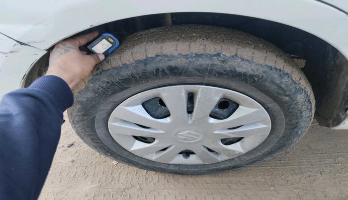 2014 Maruti Swift Dzire VDI, Diesel, Manual, 1,50,981 km, tyre