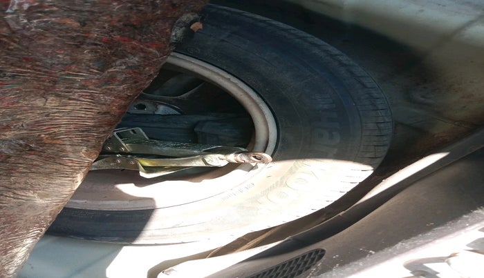 2009 Hyundai i20 ASTA (O) 1.2, Petrol, Manual, 1,06,998 km, tyre