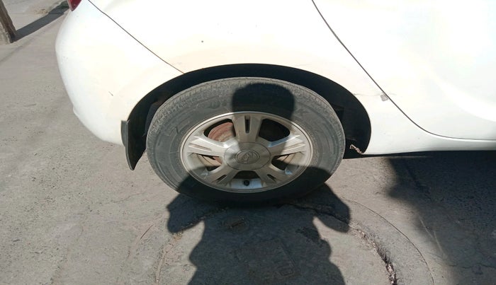 2009 Hyundai i20 ASTA (O) 1.2, Petrol, Manual, 1,06,998 km, tyre