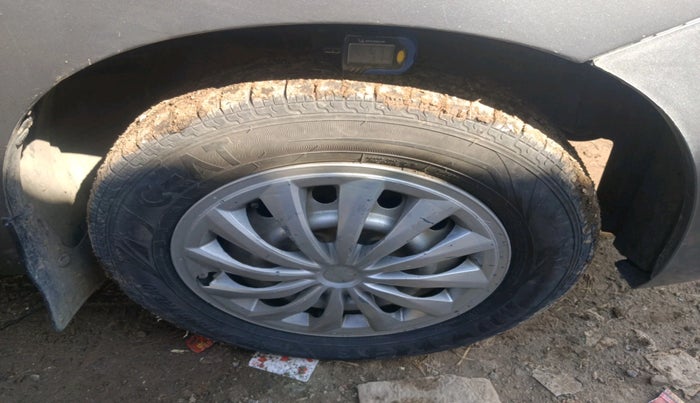 2013 Maruti Wagon R 1.0 LXI CNG, Petrol, Manual, 91,336 km, tyre