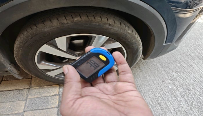 2024 Volkswagen TAIGUN  Topline 1.0 TSI AT (Electric Seats), Petrol, Automatic, 11,226 km, tyre