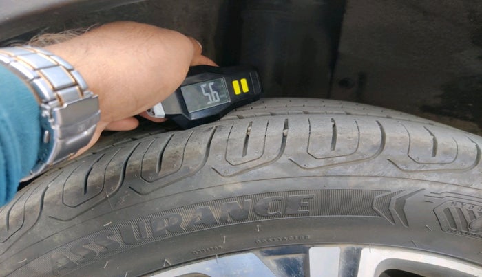 2024 MG ASTOR Savvy Pro 1.5 CVT (Ivory) , Petrol, Automatic, 15,307 km, tyre