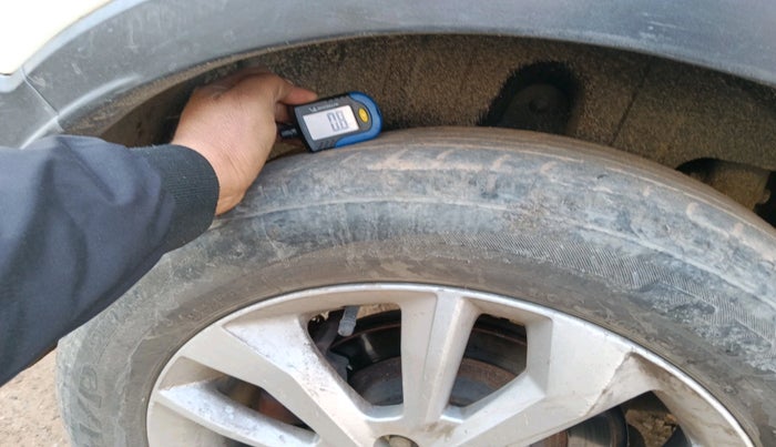 2019 Mahindra XUV300 W8 1.2 PETROL, Petrol, Manual, 1,32,140 km, tyre