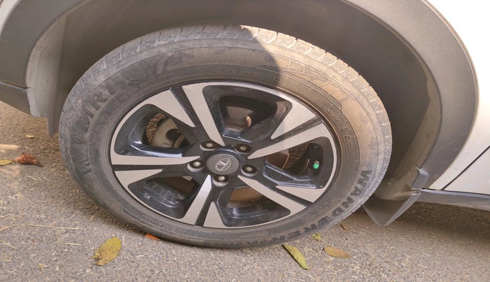 2022 Tata NEXON EV XZ PLUS, Electric, Automatic, 1,52,000 km, tyre