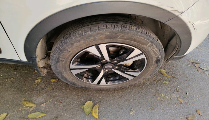 2022 Tata NEXON EV XZ PLUS, Electric, Automatic, 1,52,000 km, tyre