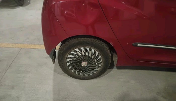 2018 Hyundai Eon ERA +, Petrol, Manual, 56,192 km, tyre