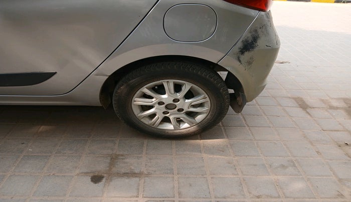 2017 Tata Tiago XZ PETROL, Petrol, Manual, 56,320 km, tyre