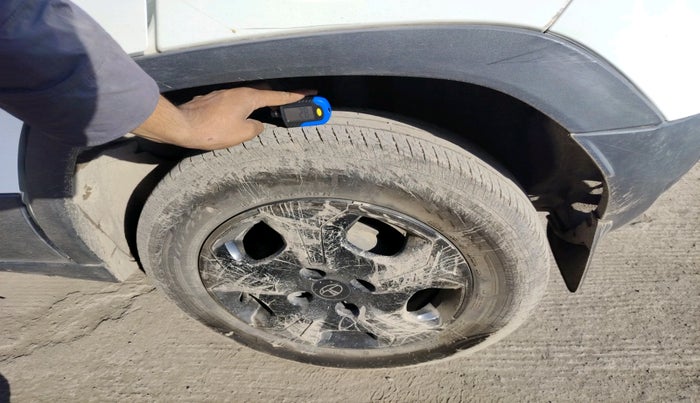 2024 Tata PUNCH ACCOMPLISHED MT CNG, CNG, Manual, 24,336 km, tyre