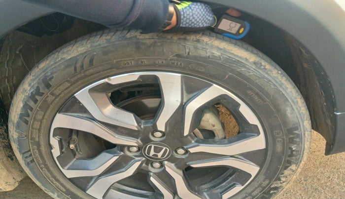 2018 Honda WR-V 1.5L I-DTEC VX MT, Diesel, Manual, 1,13,245 km, tyre