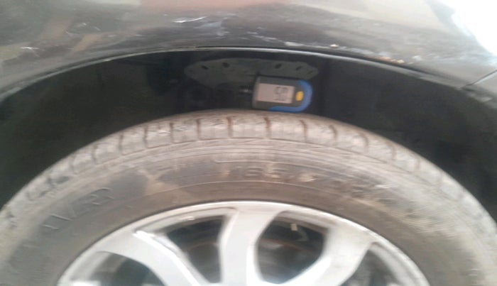 2014 Honda Amaze 1.2L I-VTEC VX, Petrol, Manual, 1,20,323 km, tyre