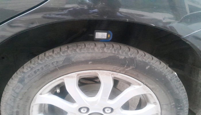 2014 Honda Amaze 1.2L I-VTEC VX, Petrol, Manual, 1,20,323 km, tyre