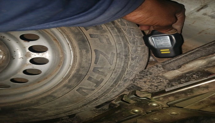 2015 Honda Amaze 1.5L I-DTEC E, Diesel, Manual, 43,008 km, tyre