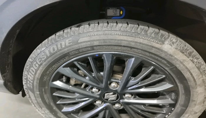 2022 Maruti XL6 ALPHA AT, Petrol, Automatic, 31,287 km, tyre