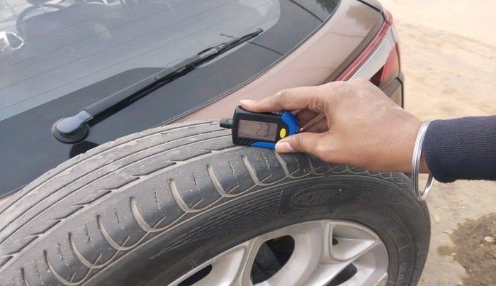 2017 Ford Ecosport TITANIUM 1.5L DIESEL, Diesel, Manual, 1,48,024 km, tyre