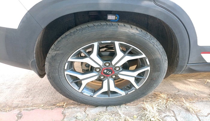 2020 KIA SELTOS GTX PLUS AT 1.5 DIESEL, Diesel, Automatic, 1,41,474 km, tyre