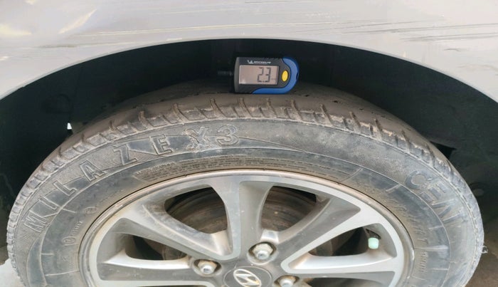 2014 Hyundai Grand i10 ASTA 1.1 CRDI, Diesel, Manual, 1,20,302 km, tyre