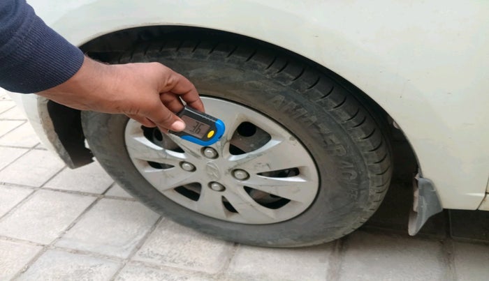 2010 Hyundai i10 MAGNA 1.2, Petrol, Manual, 59,189 km, tyre