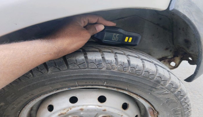 2010 Maruti Alto LXI, Petrol, Manual, 35,488 km, tyre