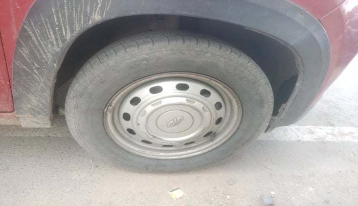 2018 Mahindra KUV 100 NXT K2 P 6 STR, Petrol, Manual, 1,37,203 km, tyre