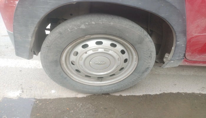 2018 Mahindra KUV 100 NXT K2 P 6 STR, Petrol, Manual, 1,37,203 km, tyre