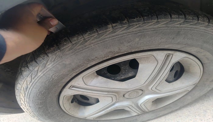 2019 Tata NEXON XMA PETROL, Petrol, Automatic, 93,459 km, tyre