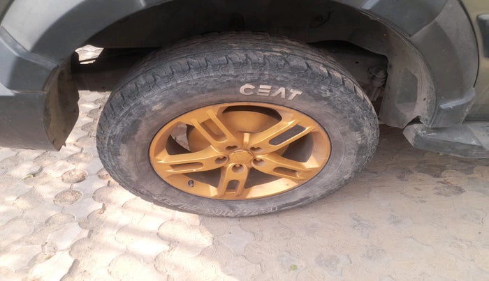 2021 Mahindra Thar LX PETROL HT 4WD AT, Petrol, Automatic, 74,337 km, tyre