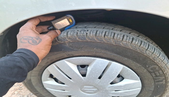 2015 Maruti Alto 800 LXI, Petrol, Manual, 38,386 km, tyre