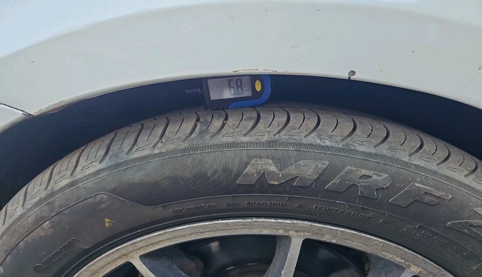 2011 Hyundai Verna FLUIDIC 1.6 CRDI EX, Diesel, Manual, 2,85,600 km, tyre