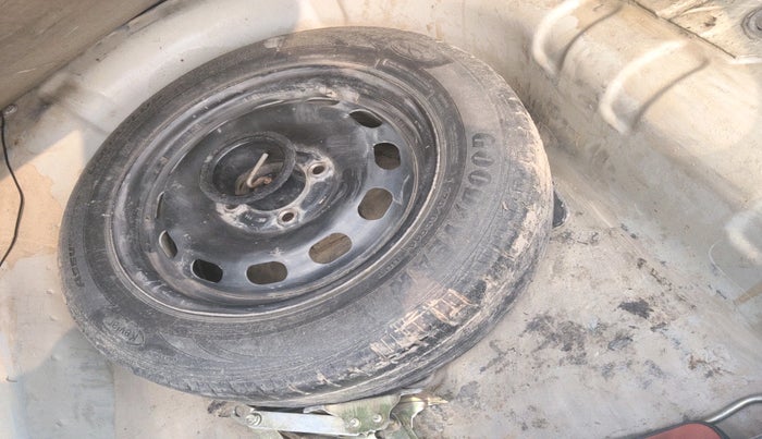 2012 Ford Fiesta ZXI 1.4 DIESEL, Diesel, Manual, 10,066 km, tyre