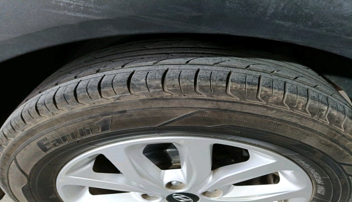 2018 Hyundai Creta SX 1.6 PETROL, Petrol, Manual, 64,137 km, tyre