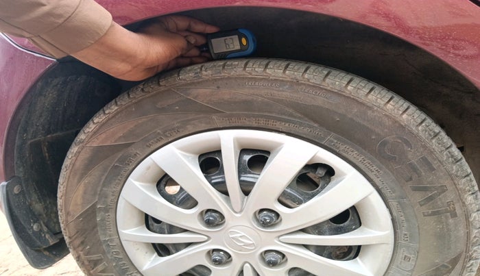 2016 Hyundai i10 SPORTZ 1.1, Petrol, Manual, 66,773 km, tyre