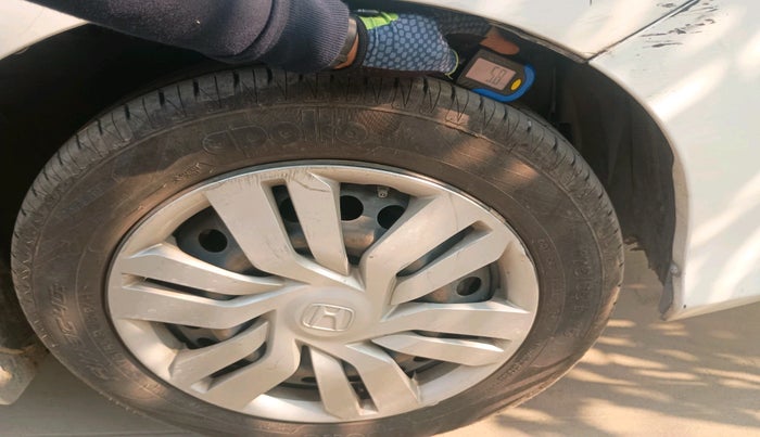 2015 Honda City 1.5L I-VTEC SV, Petrol, Manual, 41,281 km, tyre