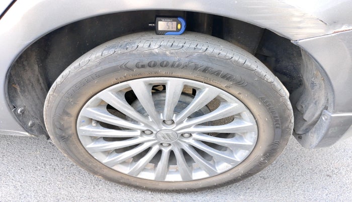 2015 Maruti Ciaz ZDI+ SHVS, Diesel, Manual, 79,445 km, tyre