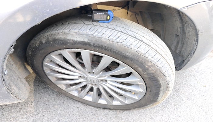 2015 Maruti Ciaz ZDI+ SHVS, Diesel, Manual, 79,445 km, tyre