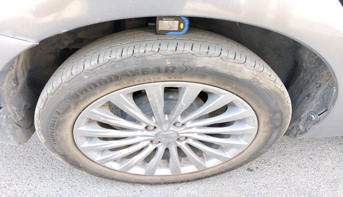 2015 Maruti Ciaz ZDI+ SHVS, Diesel, Manual, 79,445 km, tyre