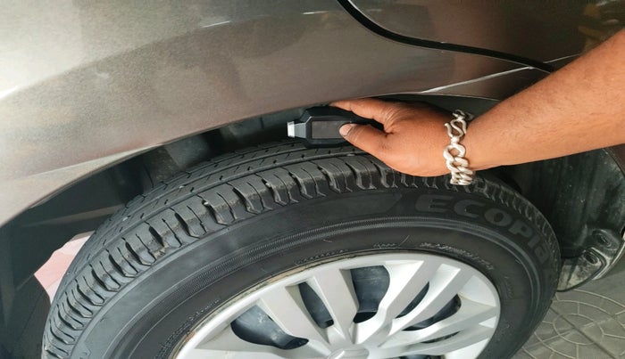 2021 Maruti Dzire VXI, Petrol, Manual, 38,315 km, tyre