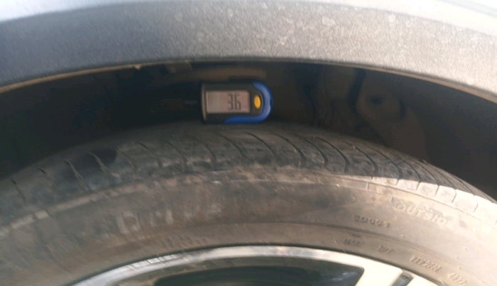 2020 MG ZS EV EXCLUSIVE, Electric, Automatic, 1,20,000 km, tyre