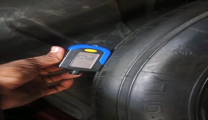 2020 MG ZS EV EXCLUSIVE, Electric, Automatic, 1,20,000 km, tyre